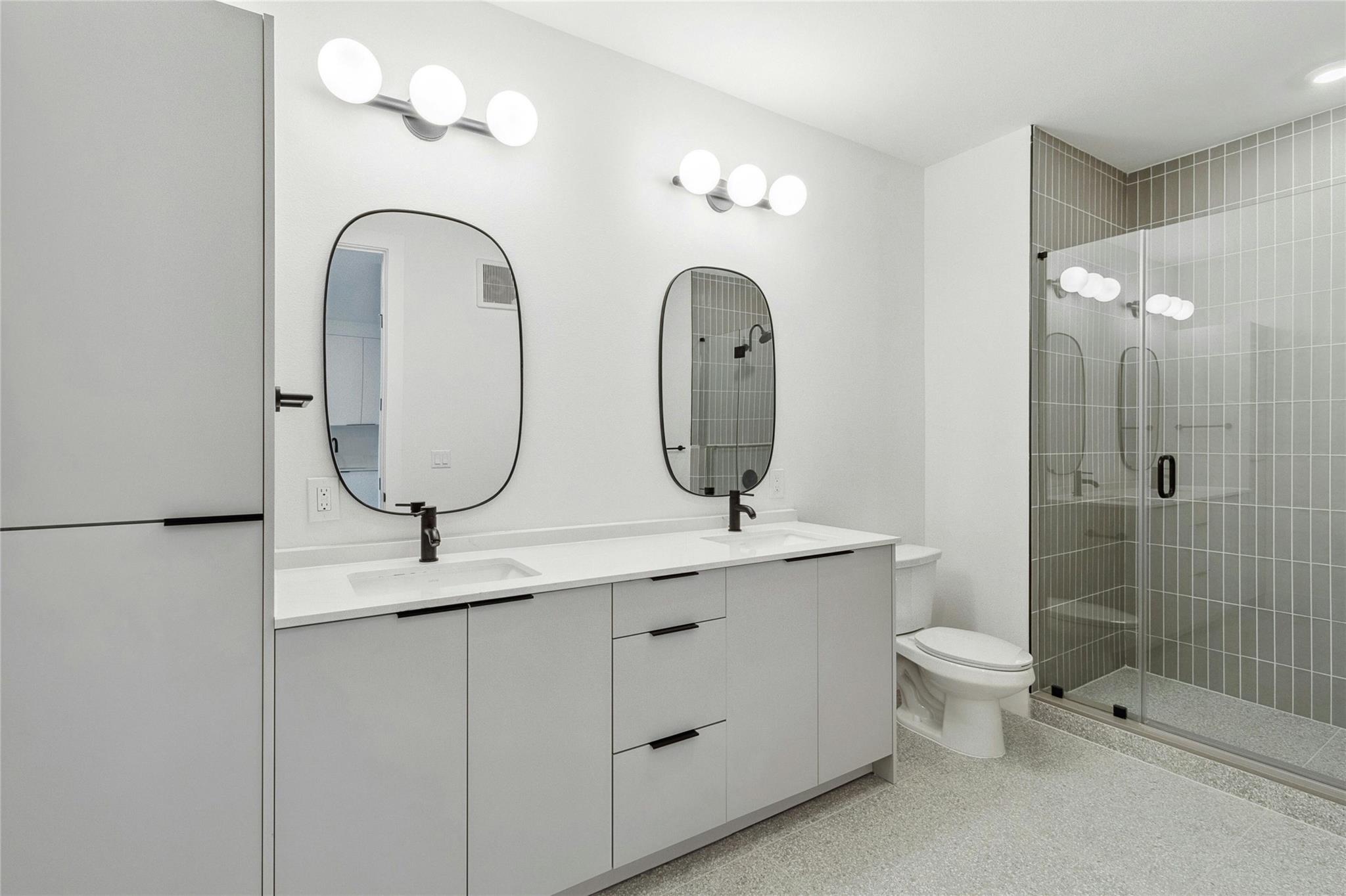 1701 Simond Ave # 401, Austin, TX 78723