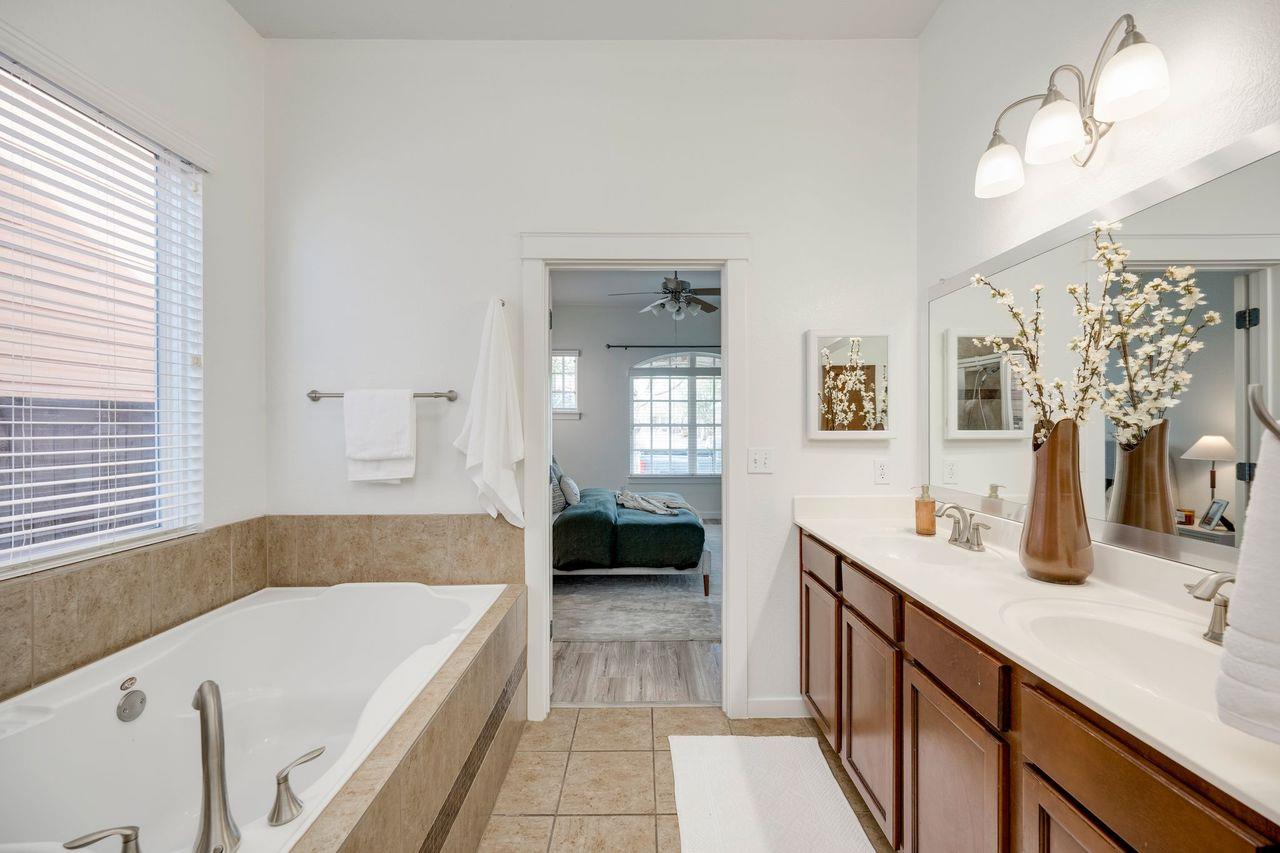 4108 Camacho St, Austin, TX 78723