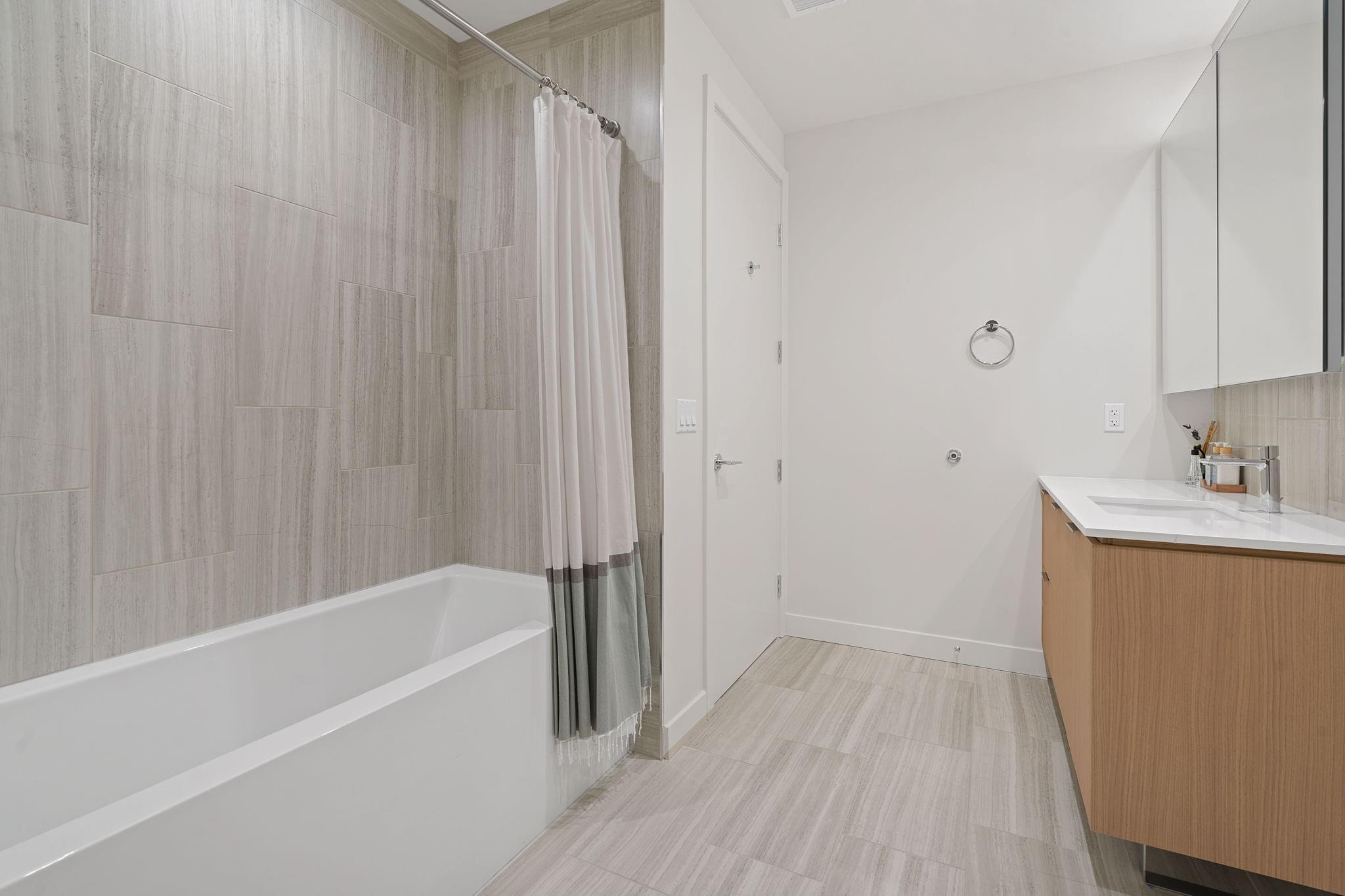 44 East Ave # 1902, Austin, TX 78701