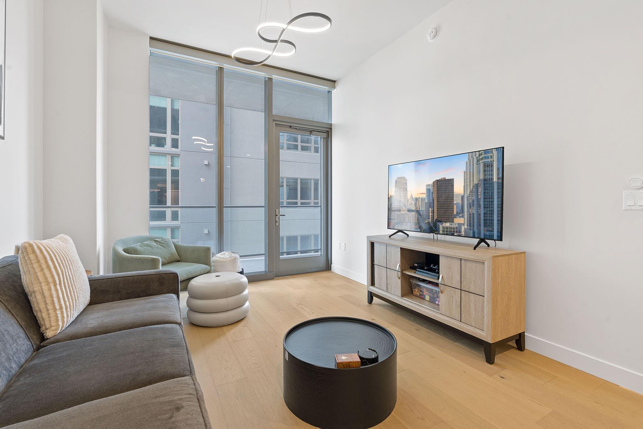 44 East Ave # 1902, Austin, TX 78701