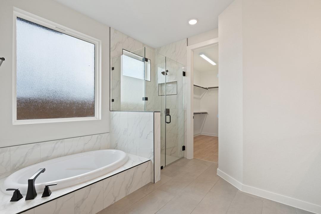 112 High Valley Drive, Liberty Hill, TX 78642