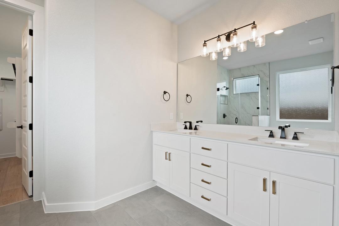 112 High Valley Drive, Liberty Hill, TX 78642