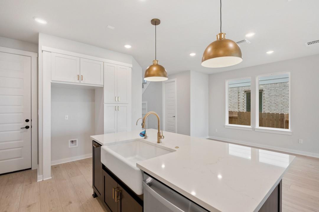 112 High Valley Drive, Liberty Hill, TX 78642