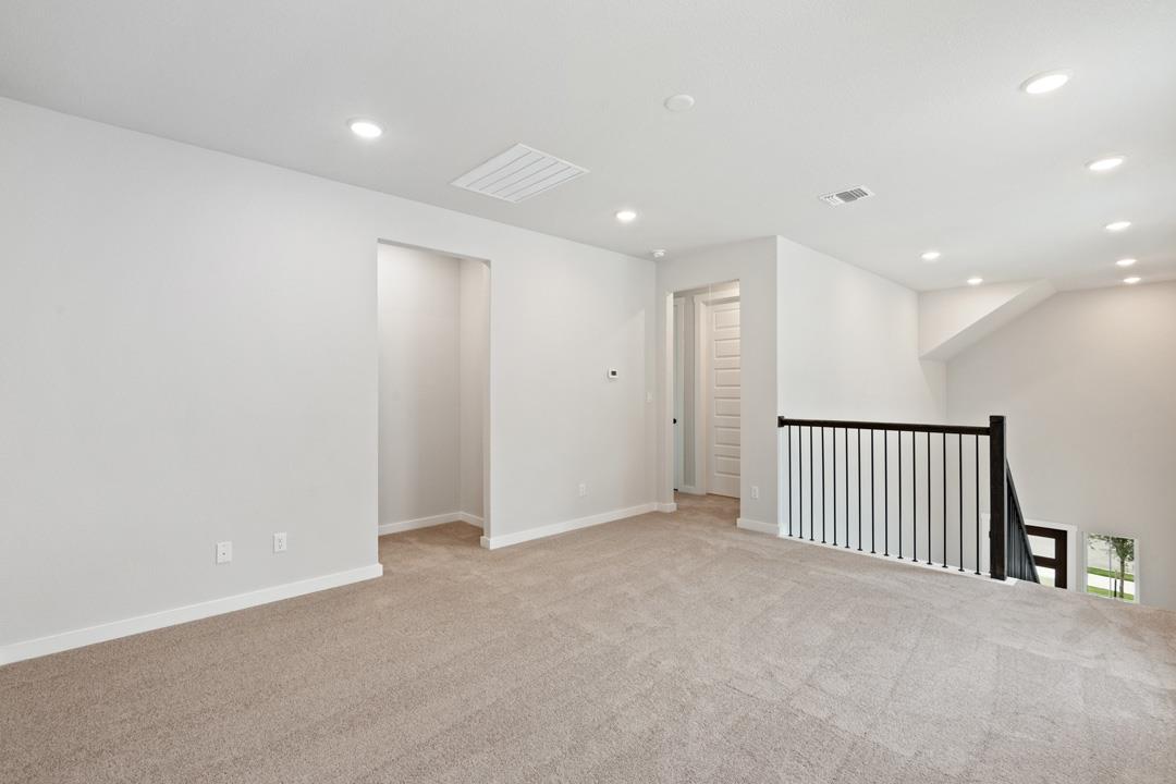 112 High Valley Drive, Liberty Hill, TX 78642