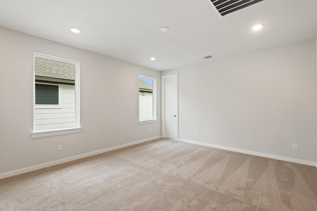 112 High Valley Drive, Liberty Hill, TX 78642