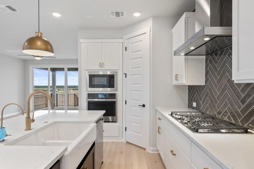 112 High Valley Drive, Liberty Hill, TX 78642