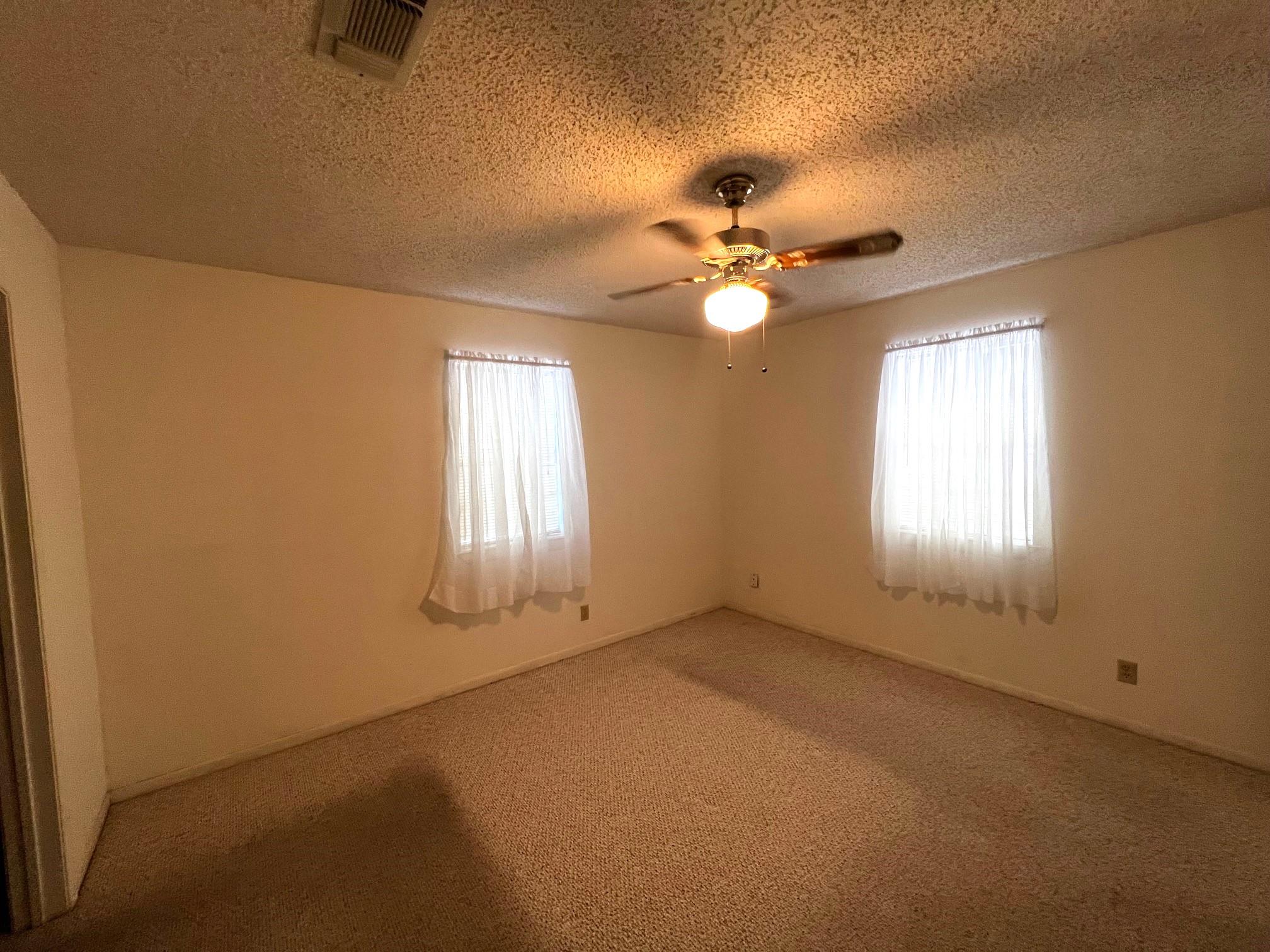 240 S Reed Cir, La Grange, TX 78945