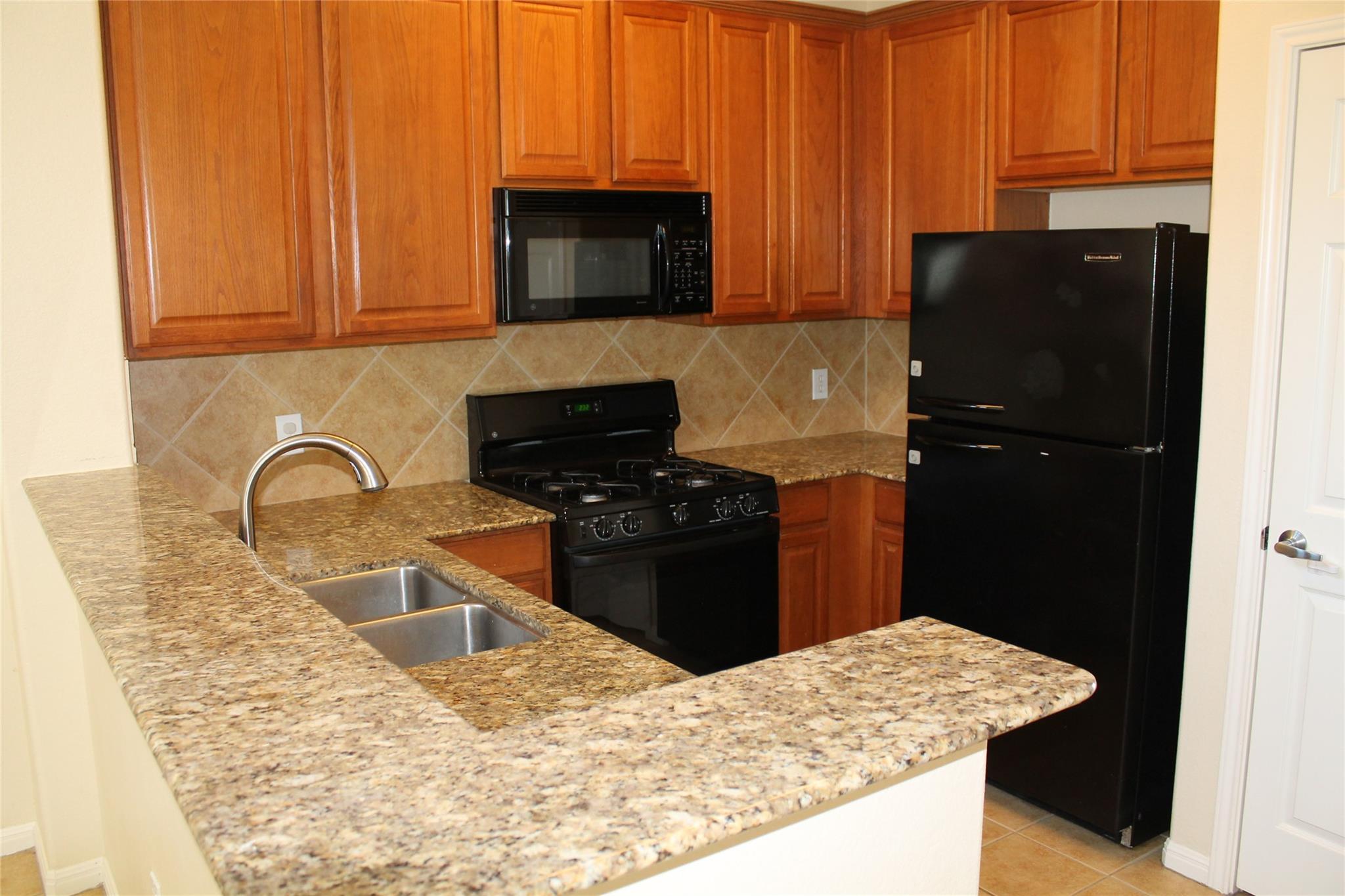 7708 San Felipe Blvd # 9, Austin, TX 78729