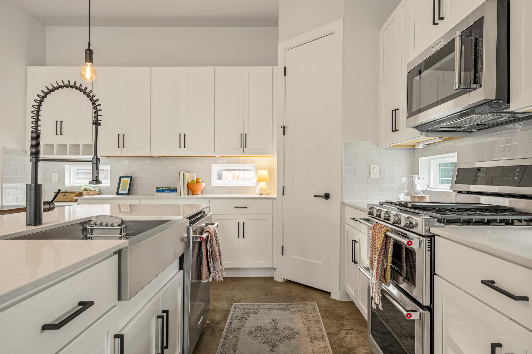 1416 W 51st St # 1, Austin, TX 78756