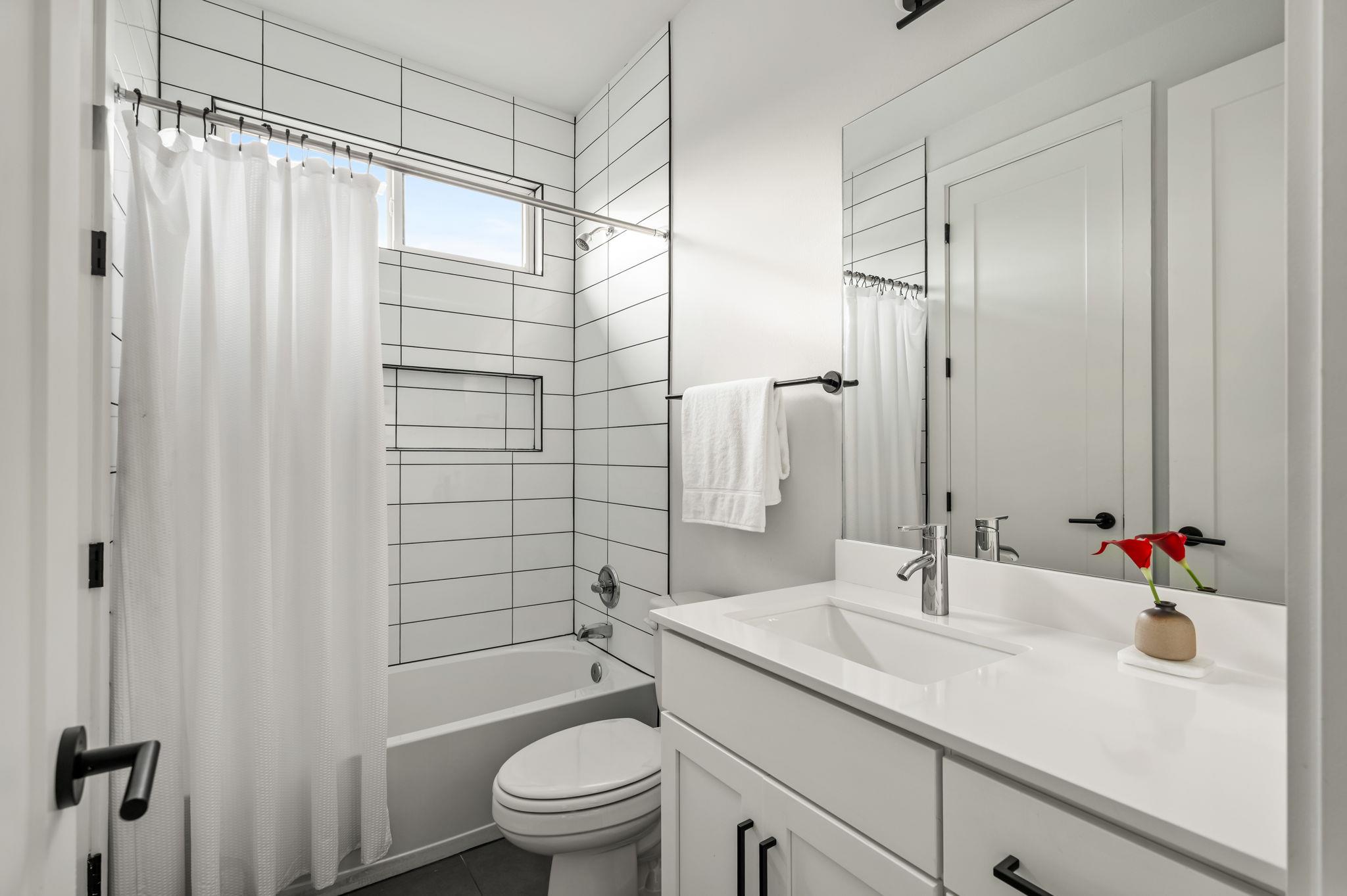 1416 W 51st St # 1, Austin, TX 78756