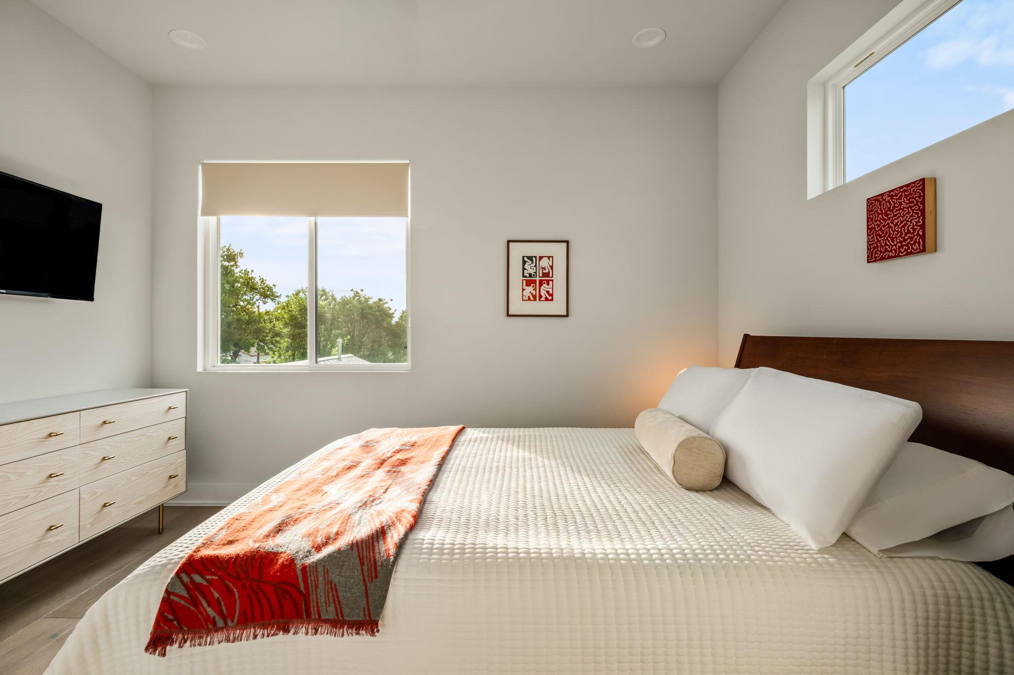 1416 W 51st St # 1, Austin, TX 78756