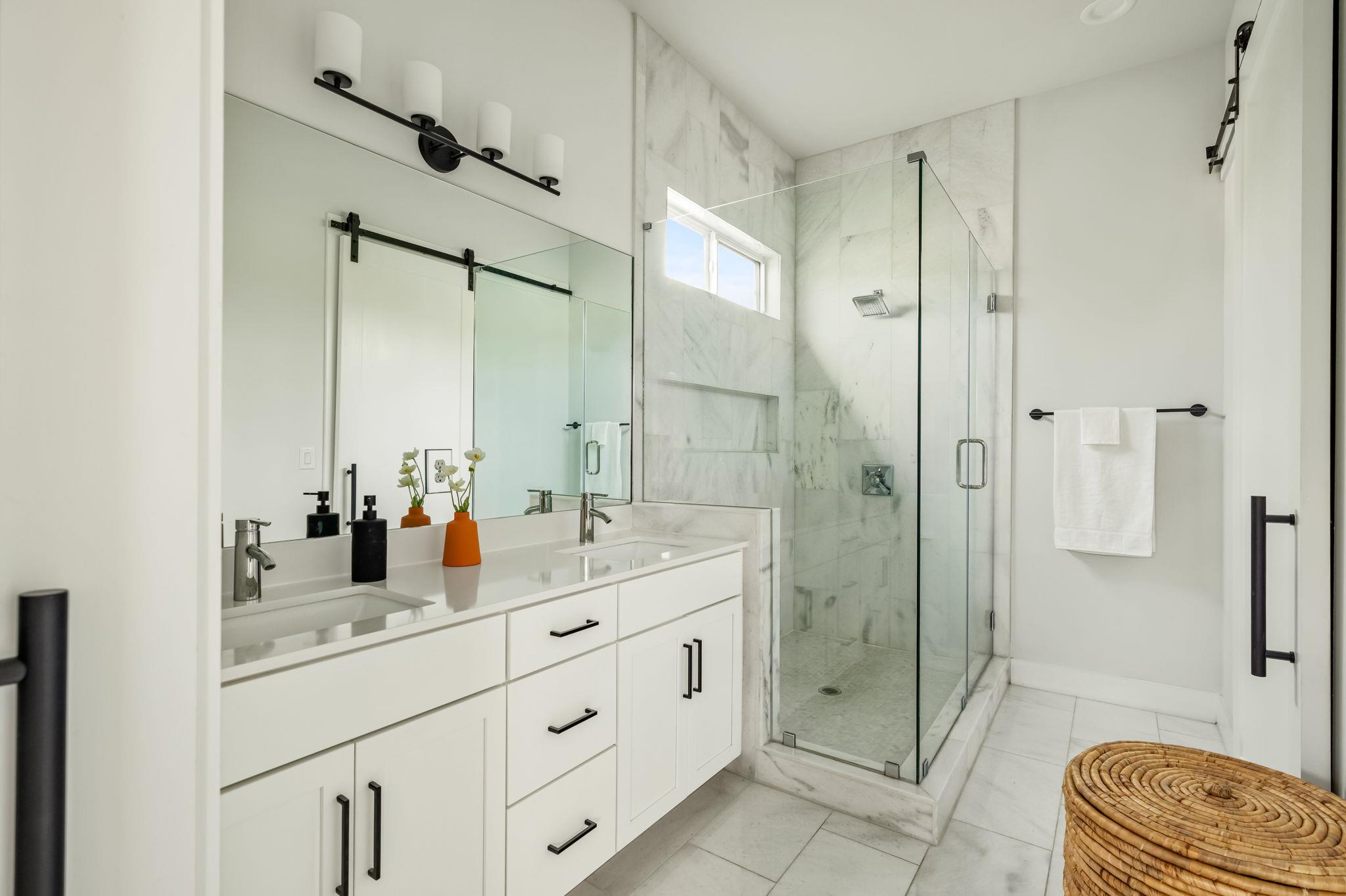 1416 W 51st St # 1, Austin, TX 78756