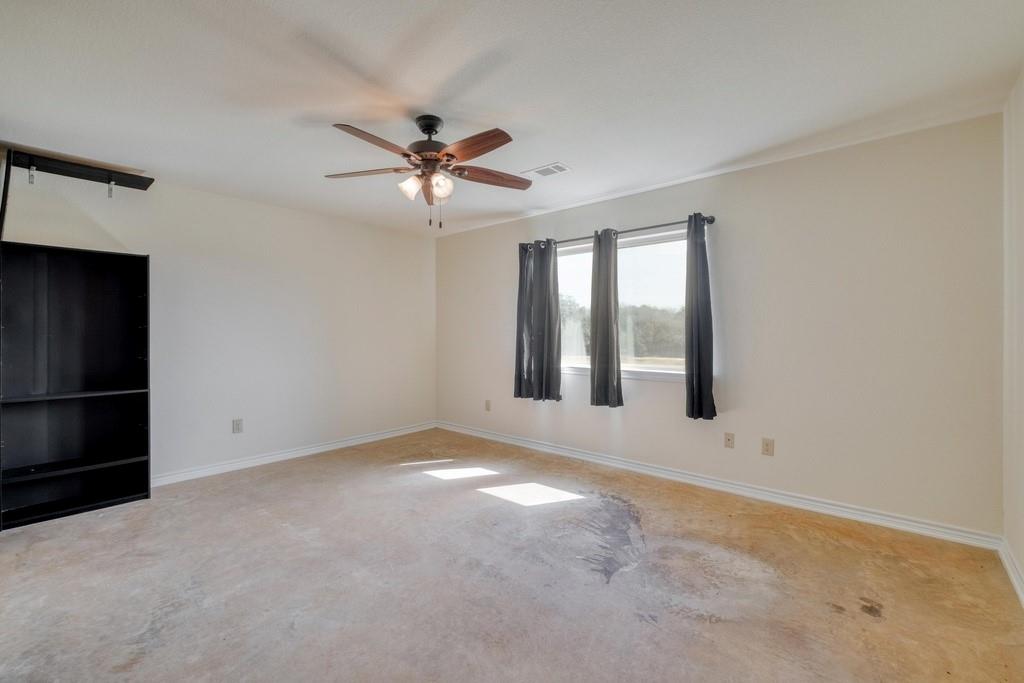 1073 Brushy Branch Rd, Lockhart, TX 78644