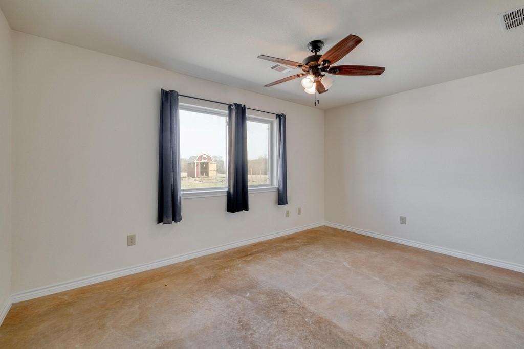 1073 Brushy Branch Rd, Lockhart, TX 78644