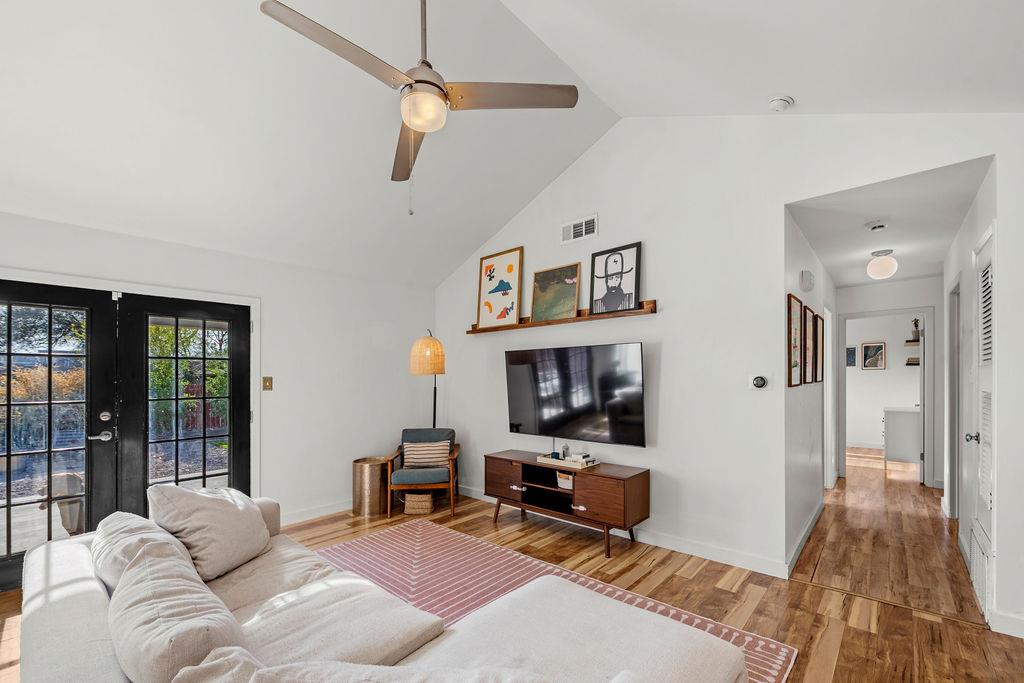 6803 Castlekeep Way, Austin, TX 78745