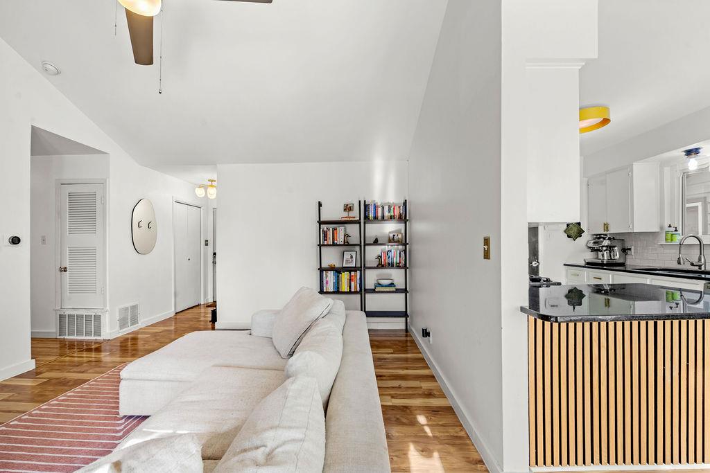 6803 Castlekeep Way, Austin, TX 78745