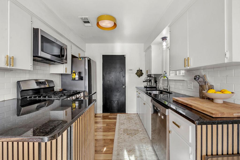 6803 Castlekeep Way, Austin, TX 78745