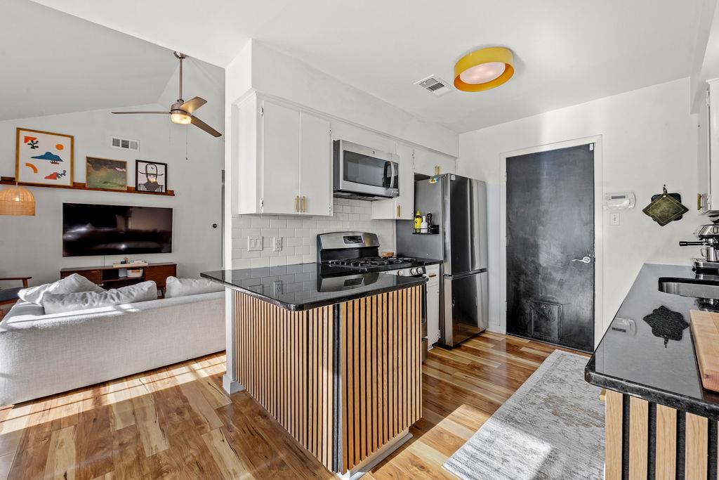 6803 Castlekeep Way, Austin, TX 78745