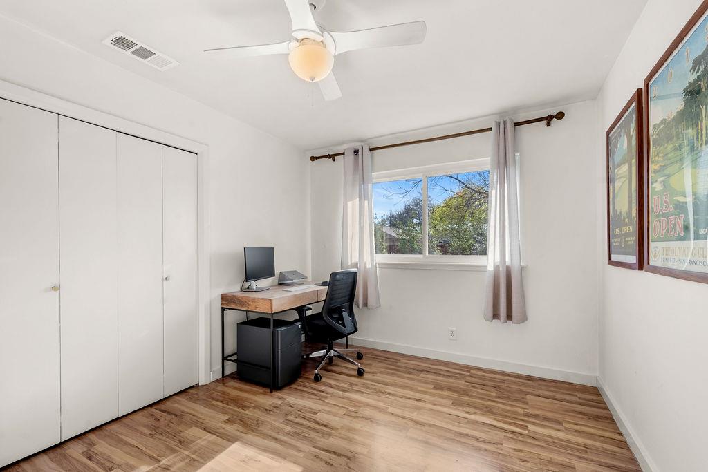 6803 Castlekeep Way, Austin, TX 78745