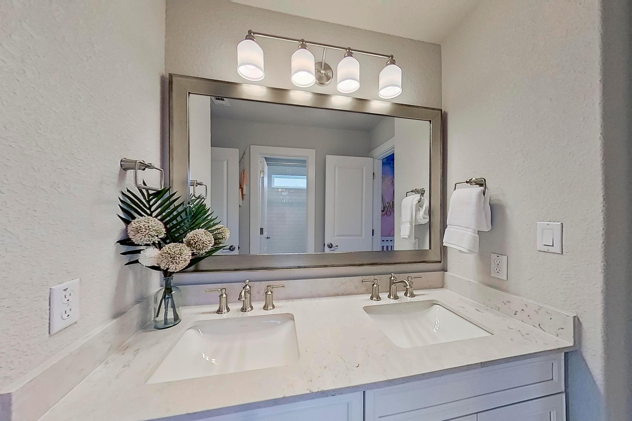 467 Cortaro Dr, Dripping Springs, TX 78620