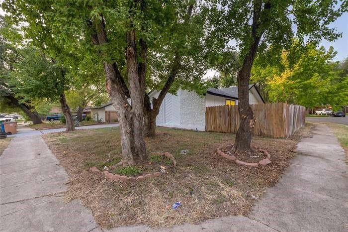 5535 Pine Pl, Austin, TX 78744