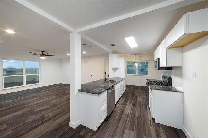 5535 Pine Pl, Austin, TX 78744