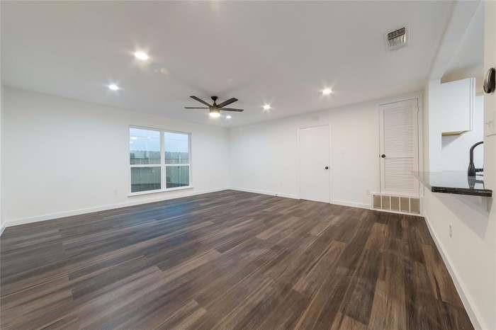 5535 Pine Pl, Austin, TX 78744