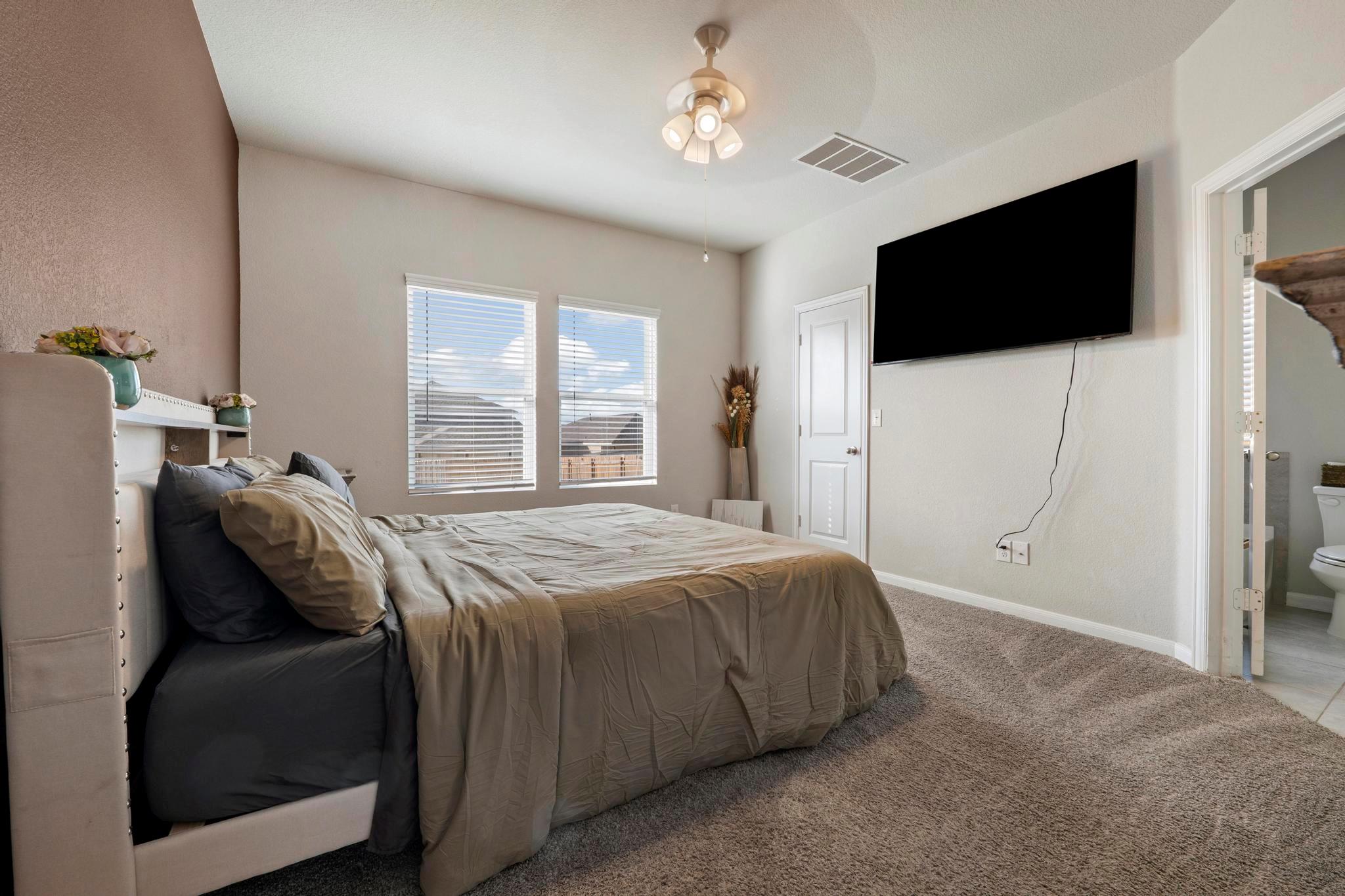 520 Warlander Way, Georgetown, TX 78626