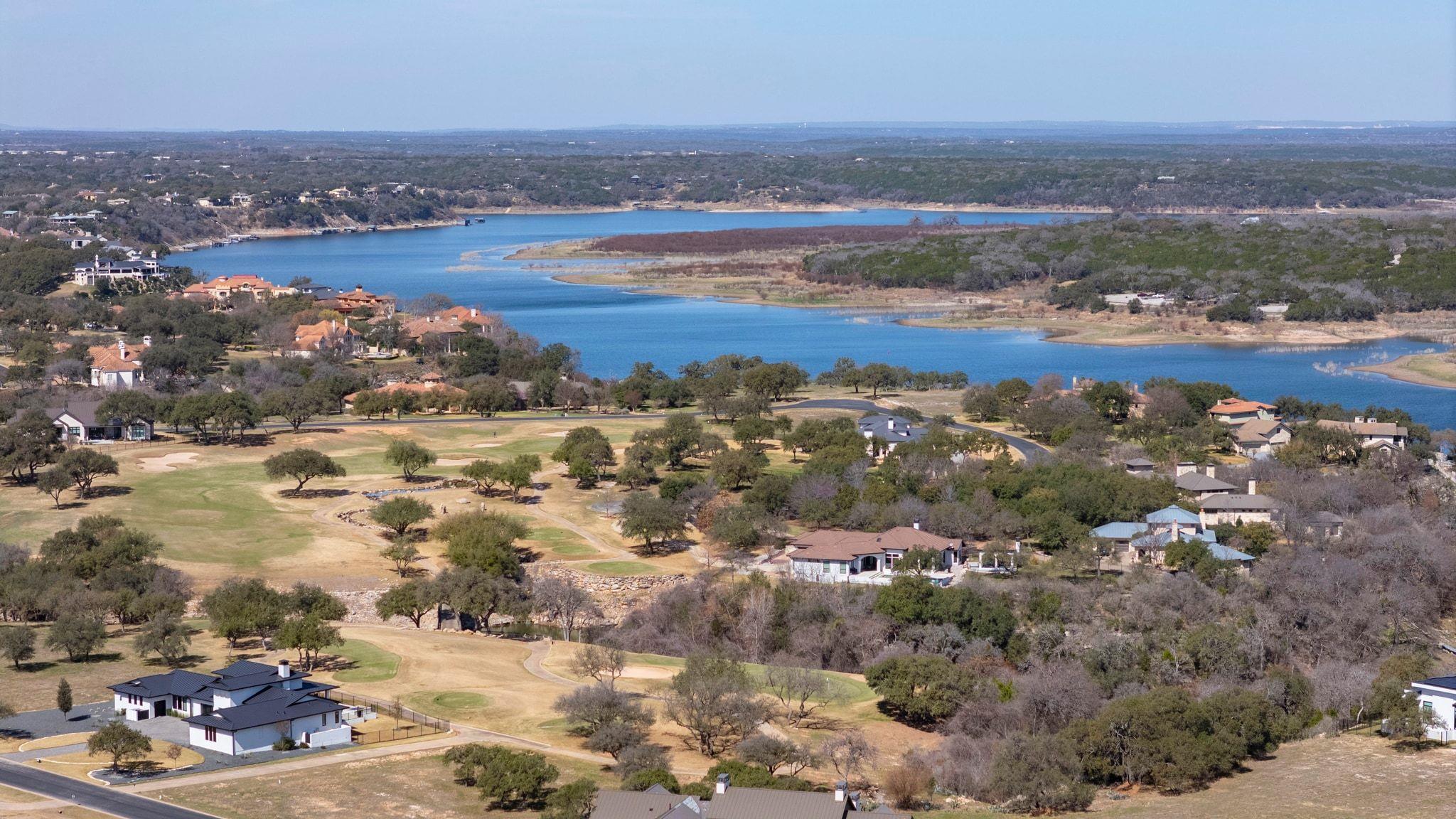 2401 KAHALA SUNSET Dr, Spicewood, TX 78669