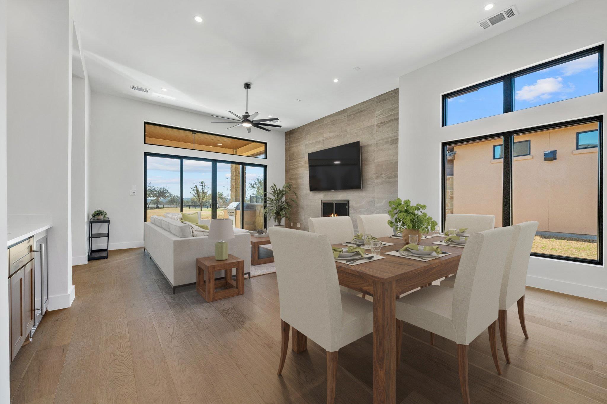 2401 KAHALA SUNSET Dr, Spicewood, TX 78669