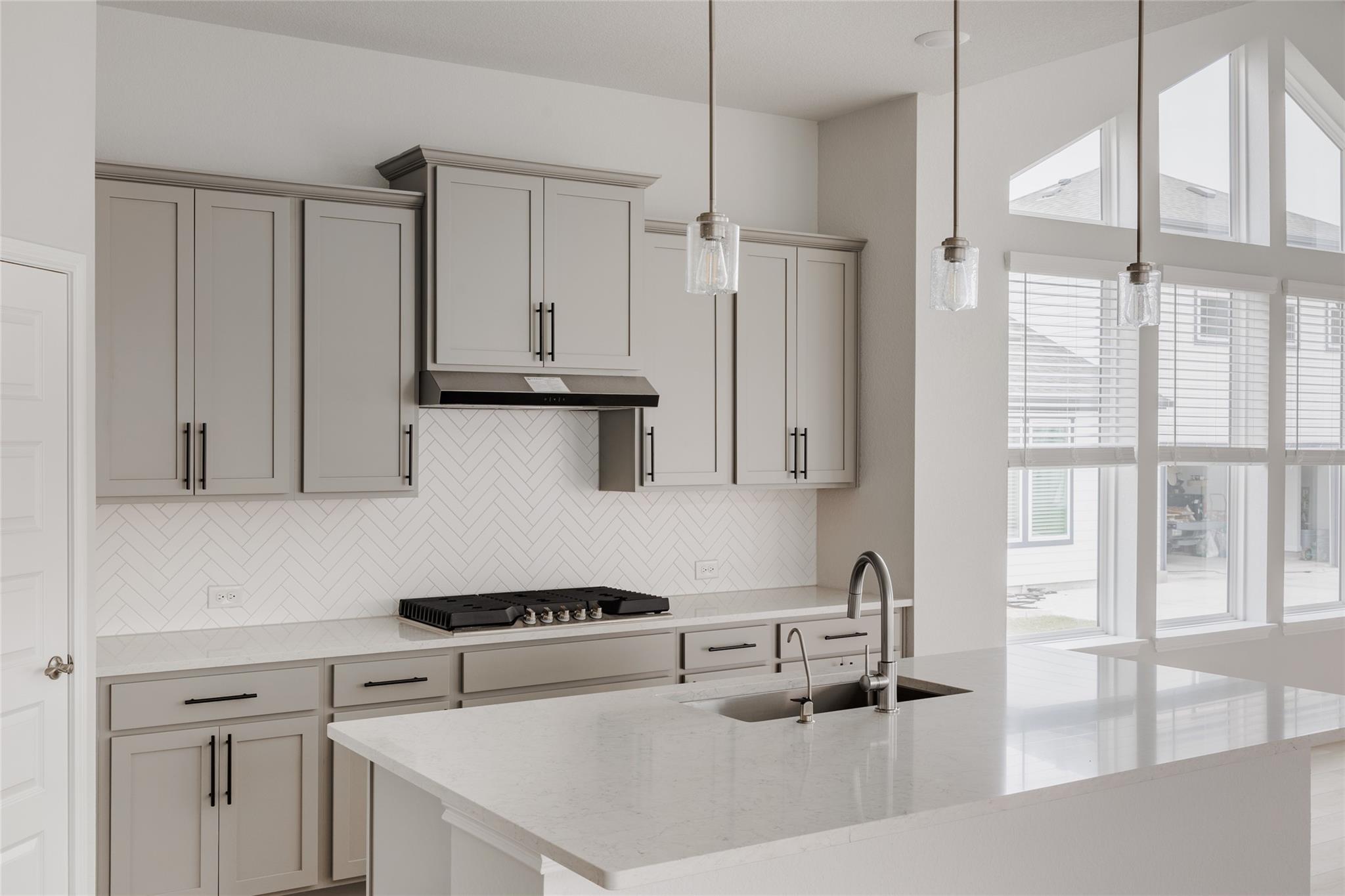 8512 Dongan Dr, Austin, TX 78744