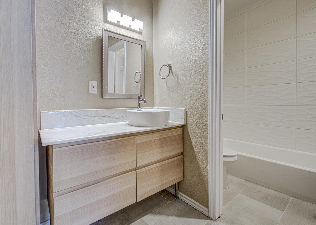 3001 Cedar St # 107, Austin, TX 78705