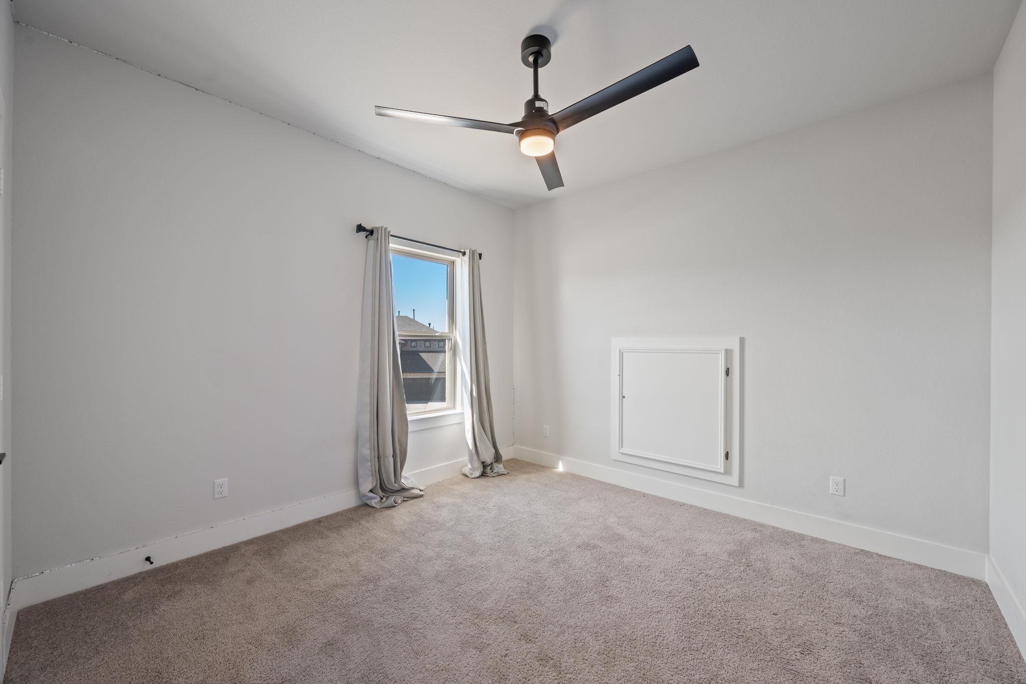 162 Groundhog Dr, Buda, TX 78610