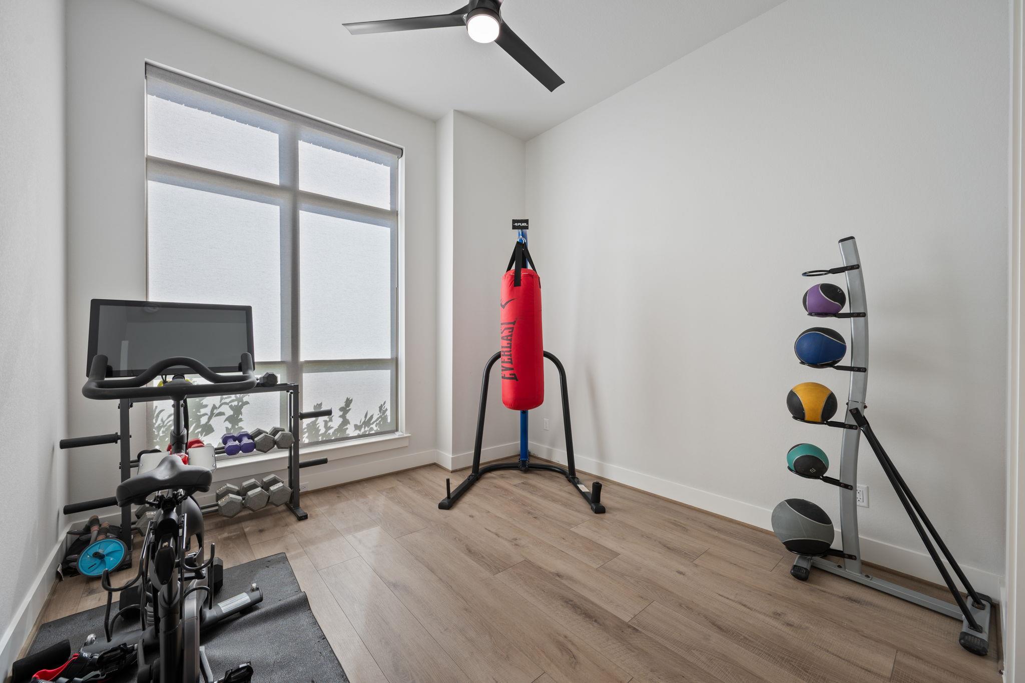 162 Groundhog Dr, Buda, TX 78610