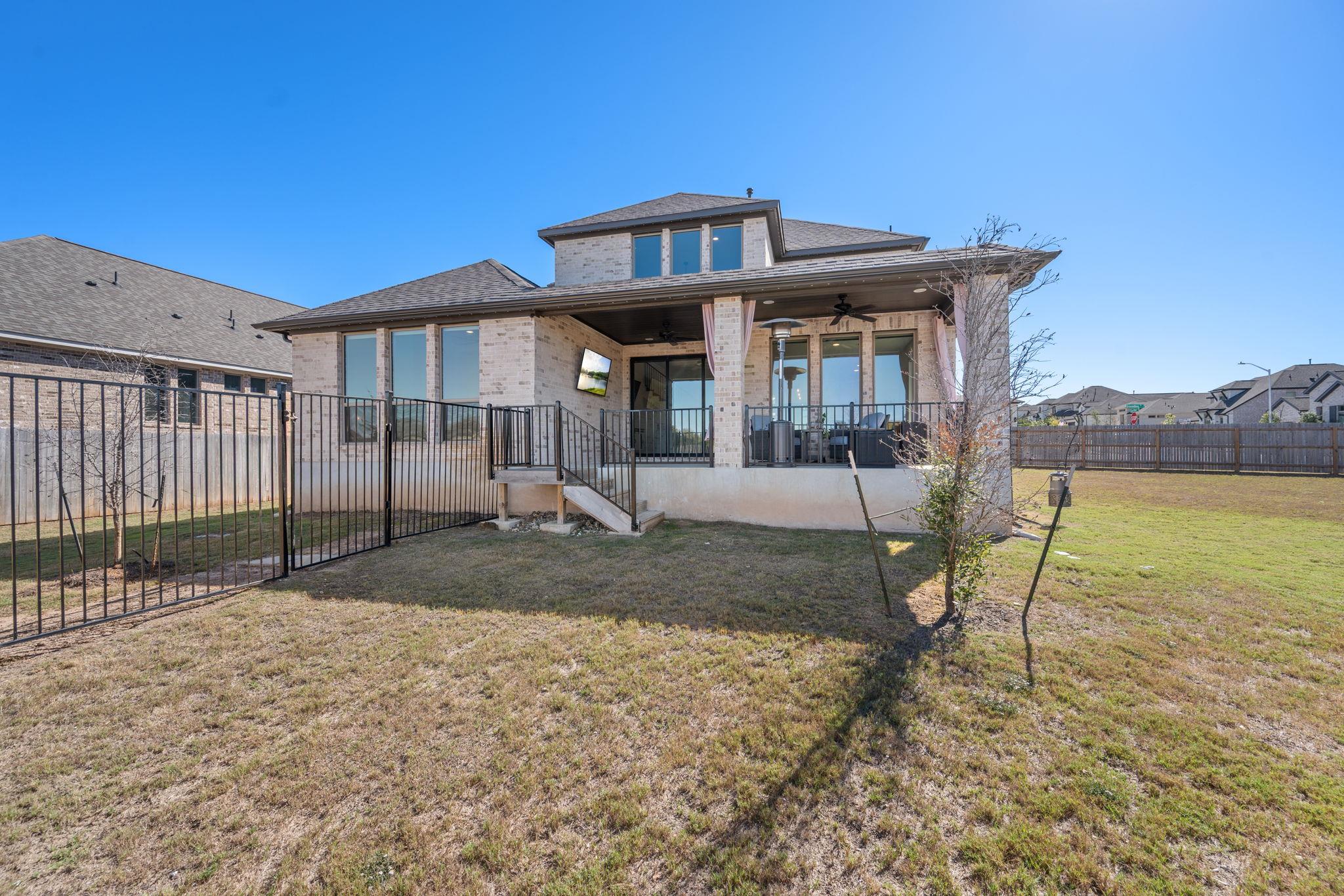 162 Groundhog Dr, Buda, TX 78610
