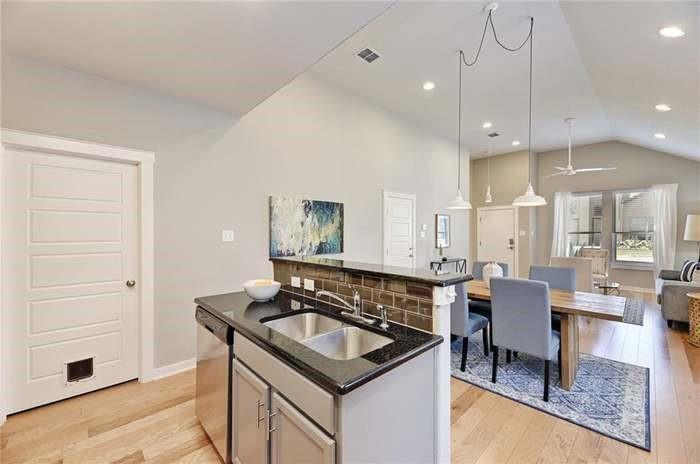 2001 Faro Dr # 15, Austin, TX 78741