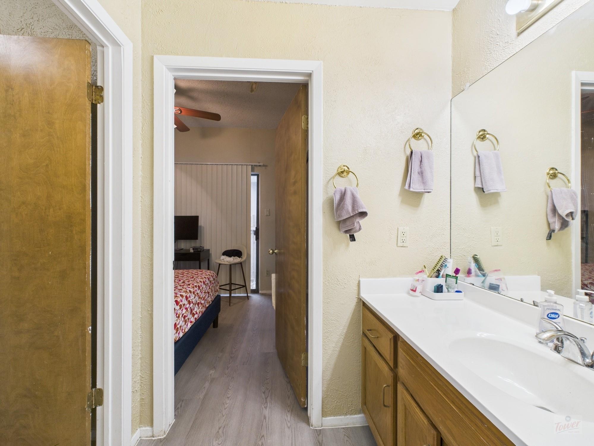 2815 Rio Grande St # 105, Austin, TX 78705