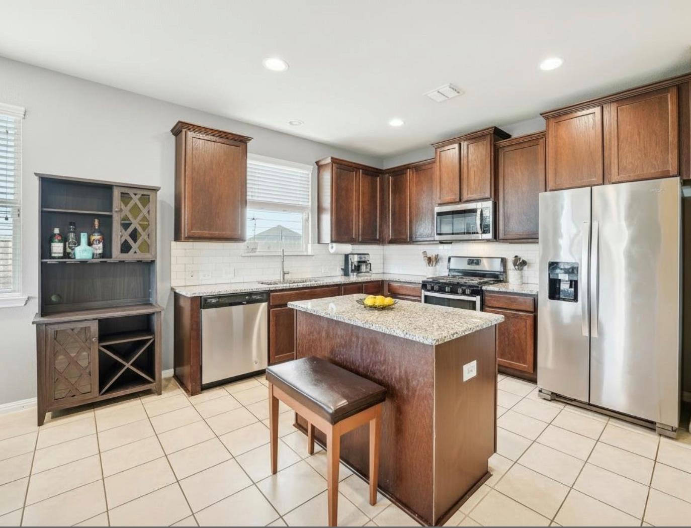 5303 Marsh Ln, Buda, TX 78610