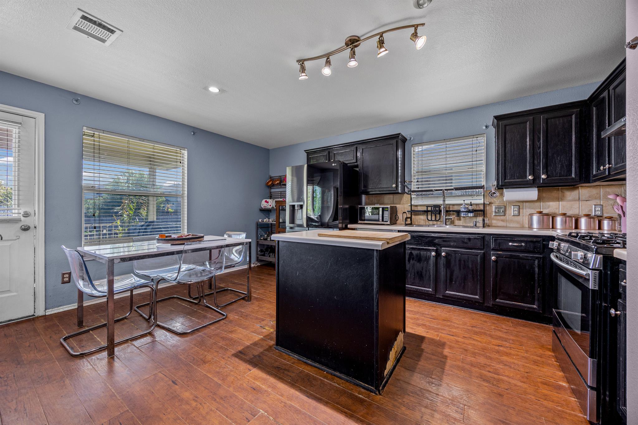 641 Fort Thomas Pl, Round Rock, TX 78664