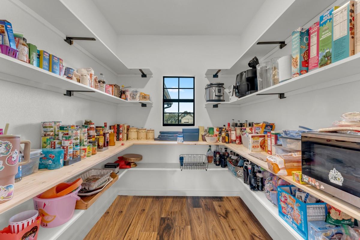 109 Lavonna Fox Dr, Burnet, TX 78611