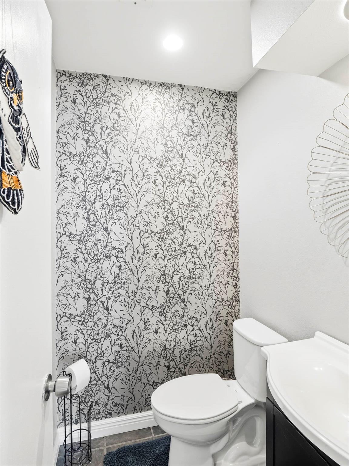 512 Eberhart Ln # 204, Austin, TX 78745