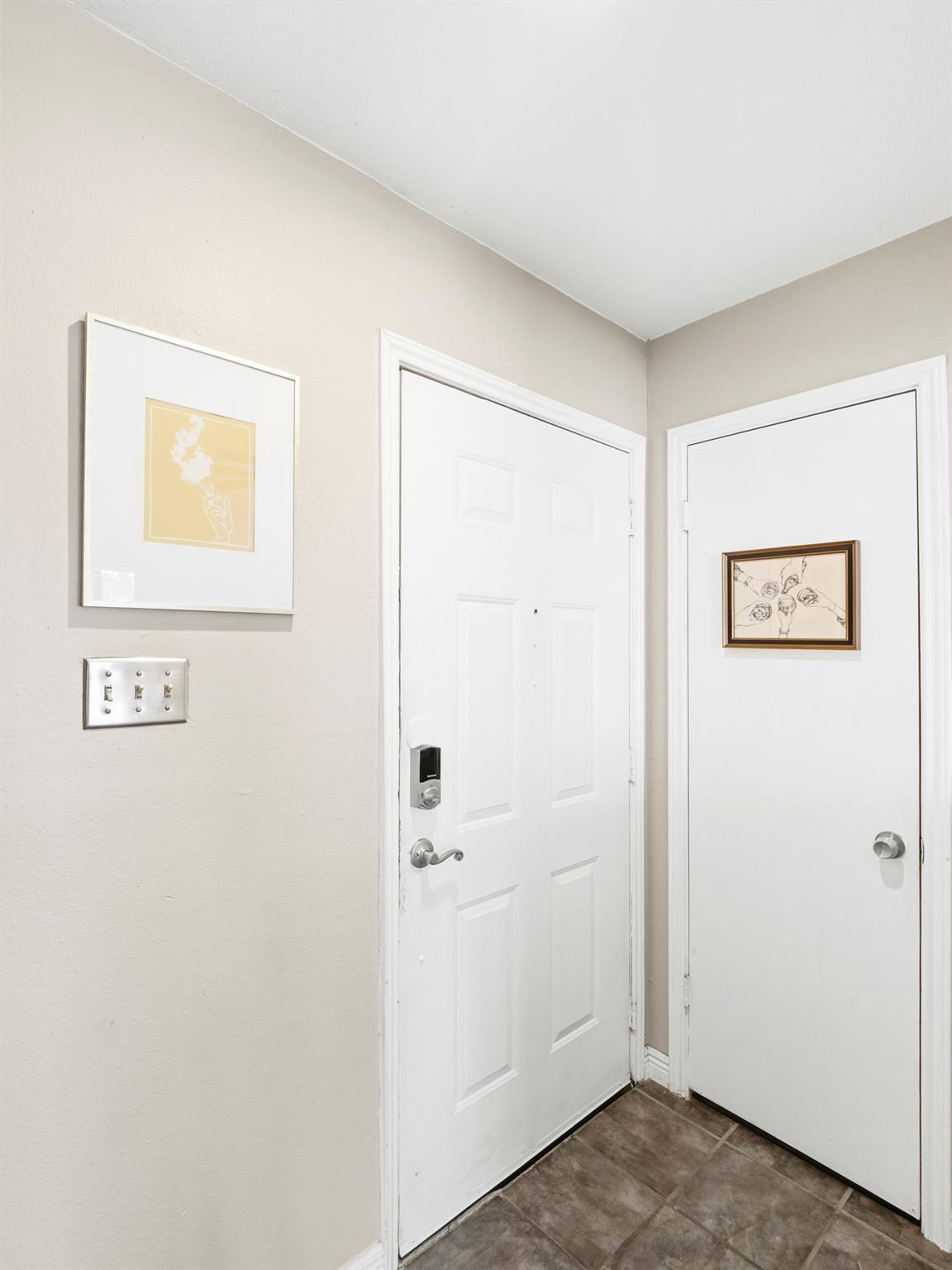 512 Eberhart Ln # 204, Austin, TX 78745