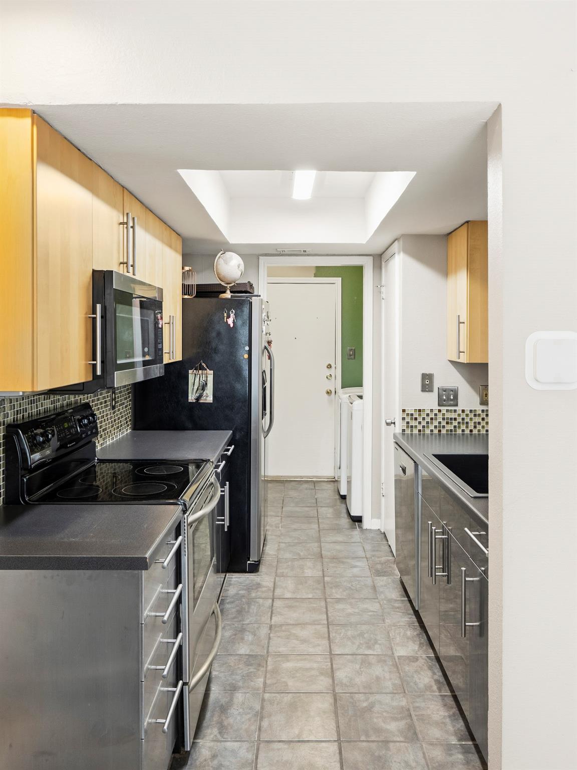 512 Eberhart Ln # 204, Austin, TX 78745