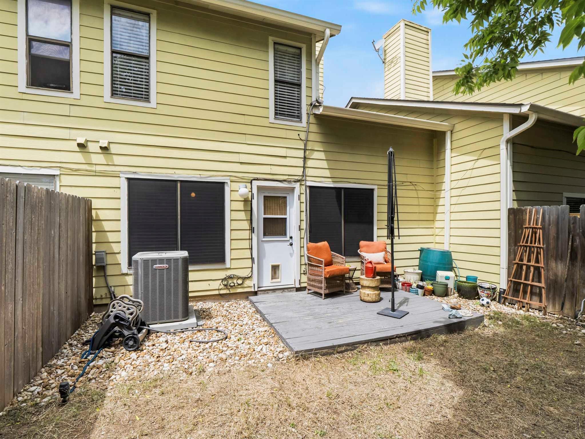 512 Eberhart Ln # 204, Austin, TX 78745