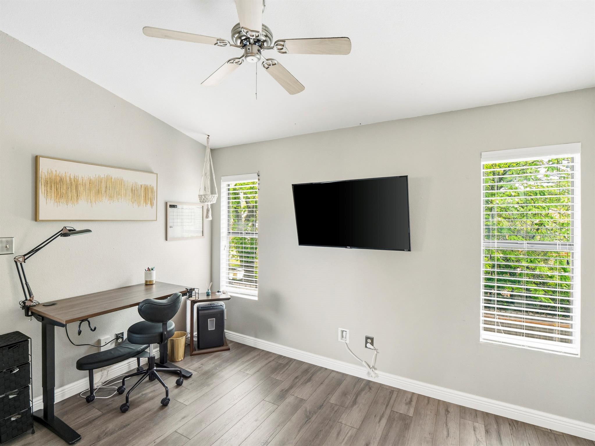 512 Eberhart Ln # 204, Austin, TX 78745