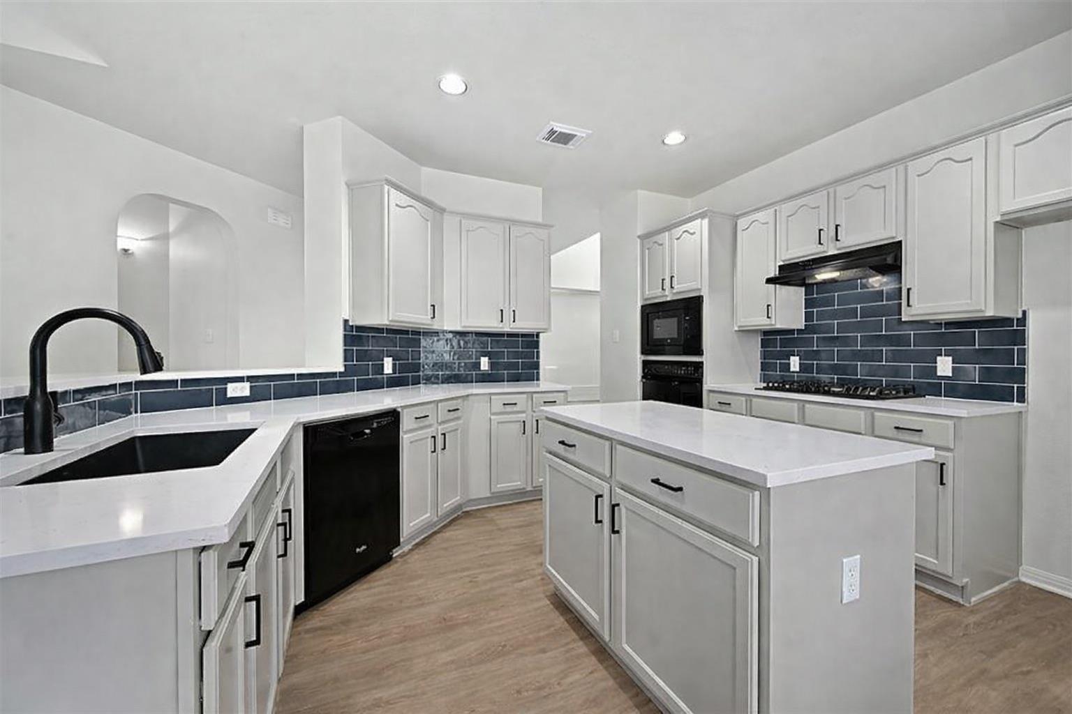 6405 Salcon Cliff Dr, Austin, TX 78749