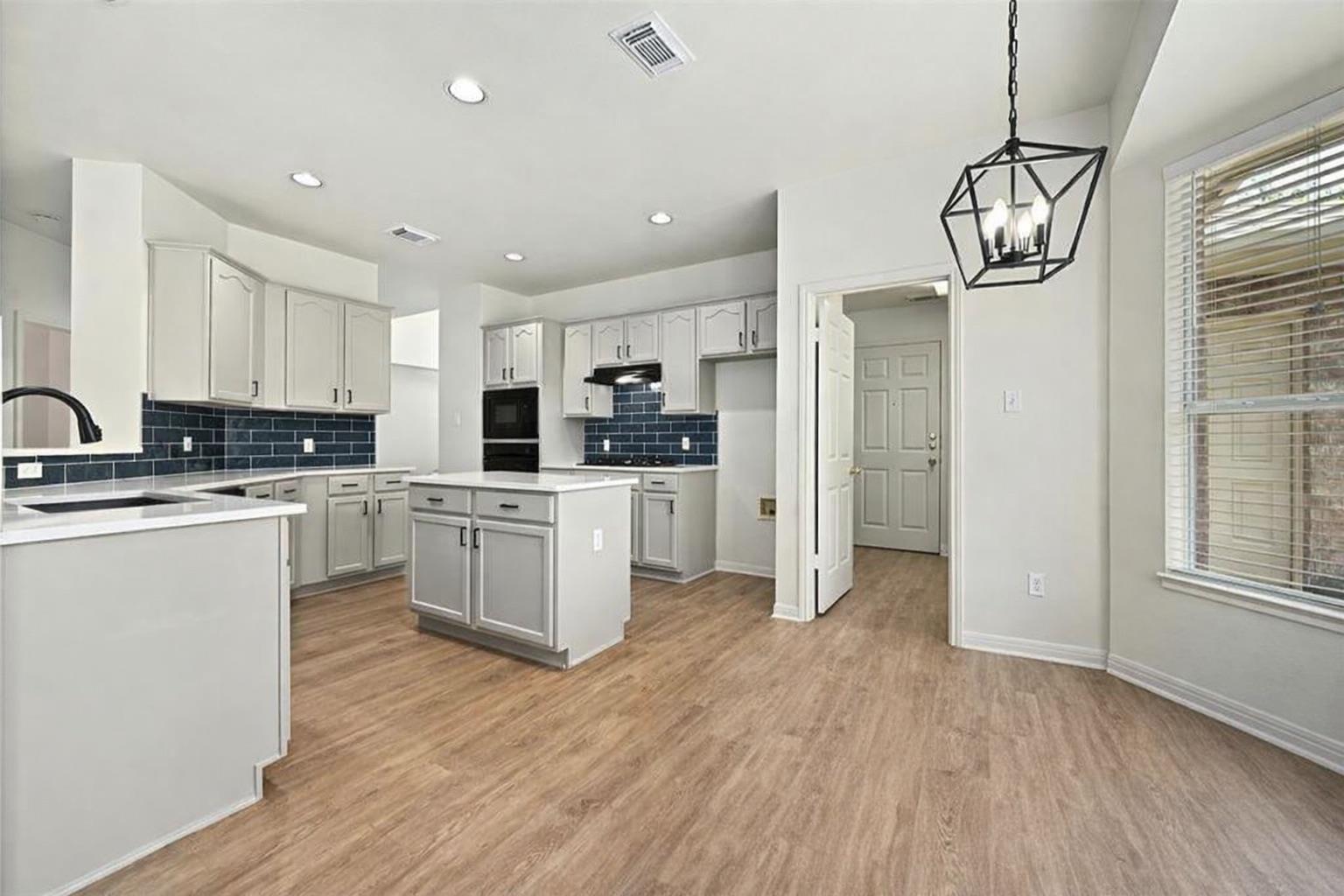 6405 Salcon Cliff Dr, Austin, TX 78749