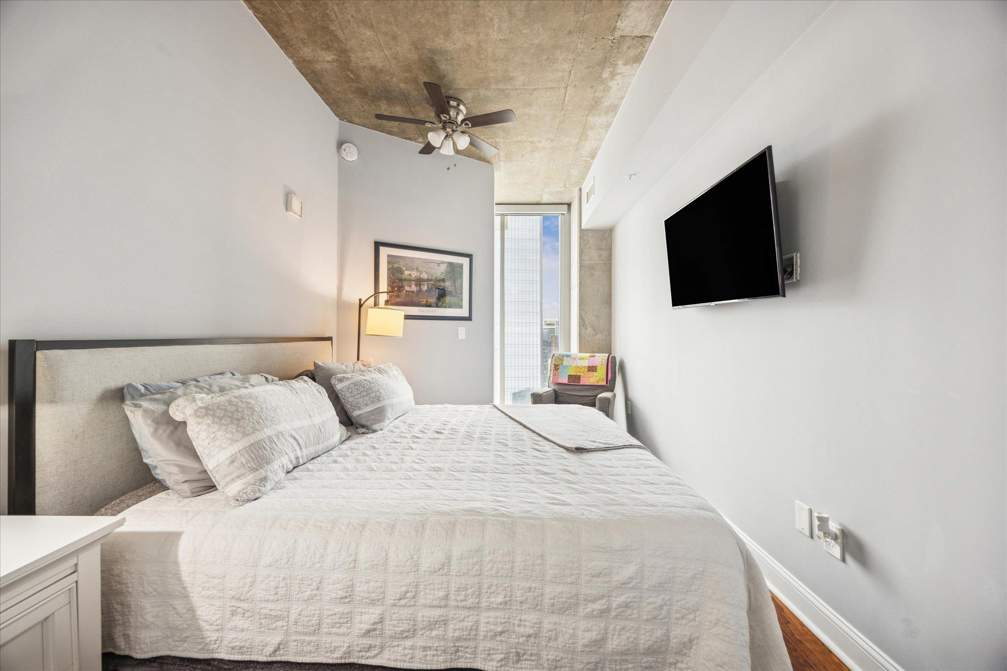 360 Nueces St # 4009, Austin, TX 78701