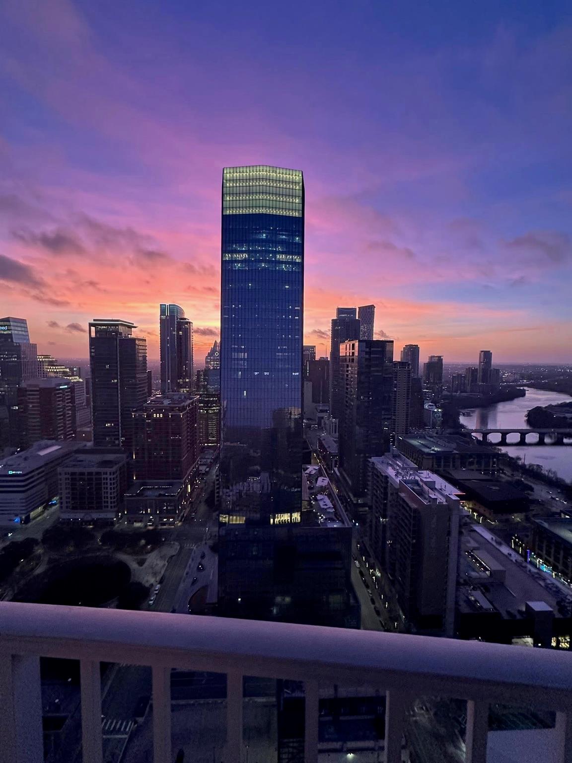 360 Nueces St # 4009, Austin, TX 78701