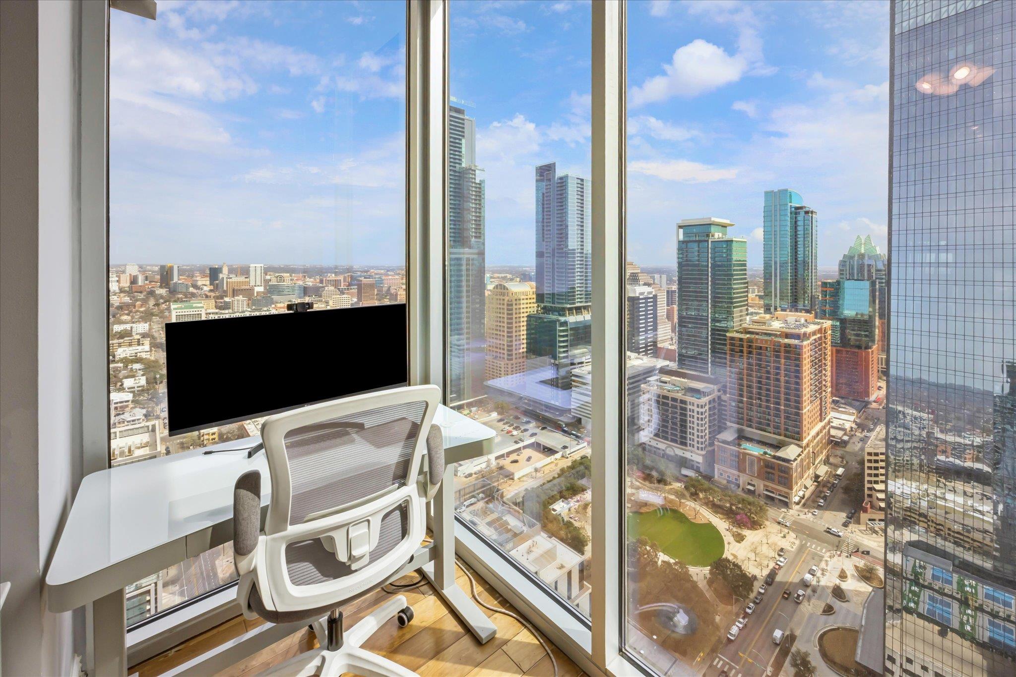 360 Nueces St # 4009, Austin, TX 78701